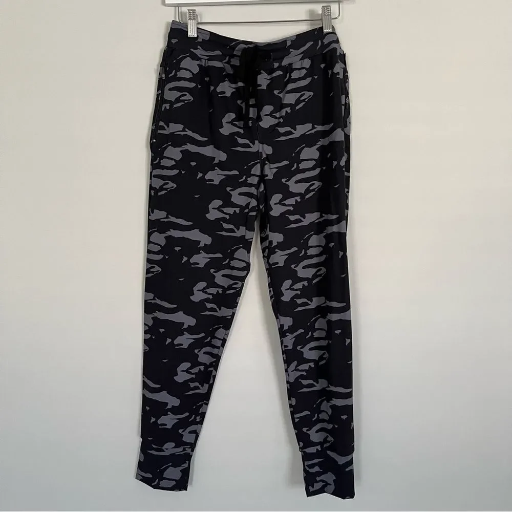 NWT Monrow Camo Joggers in Black/Grey, Size S